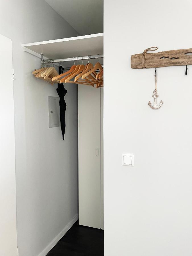 Ferienwohnung Yachthafen-Foerdeblick Γκλύξμπουργκ Εξωτερικό φωτογραφία